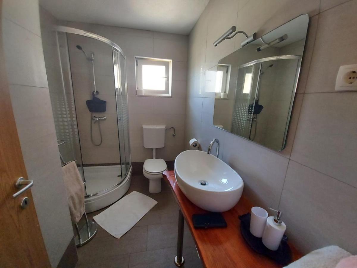 Frane Apartment ซาวาลาติซา ภายนอก รูปภาพ